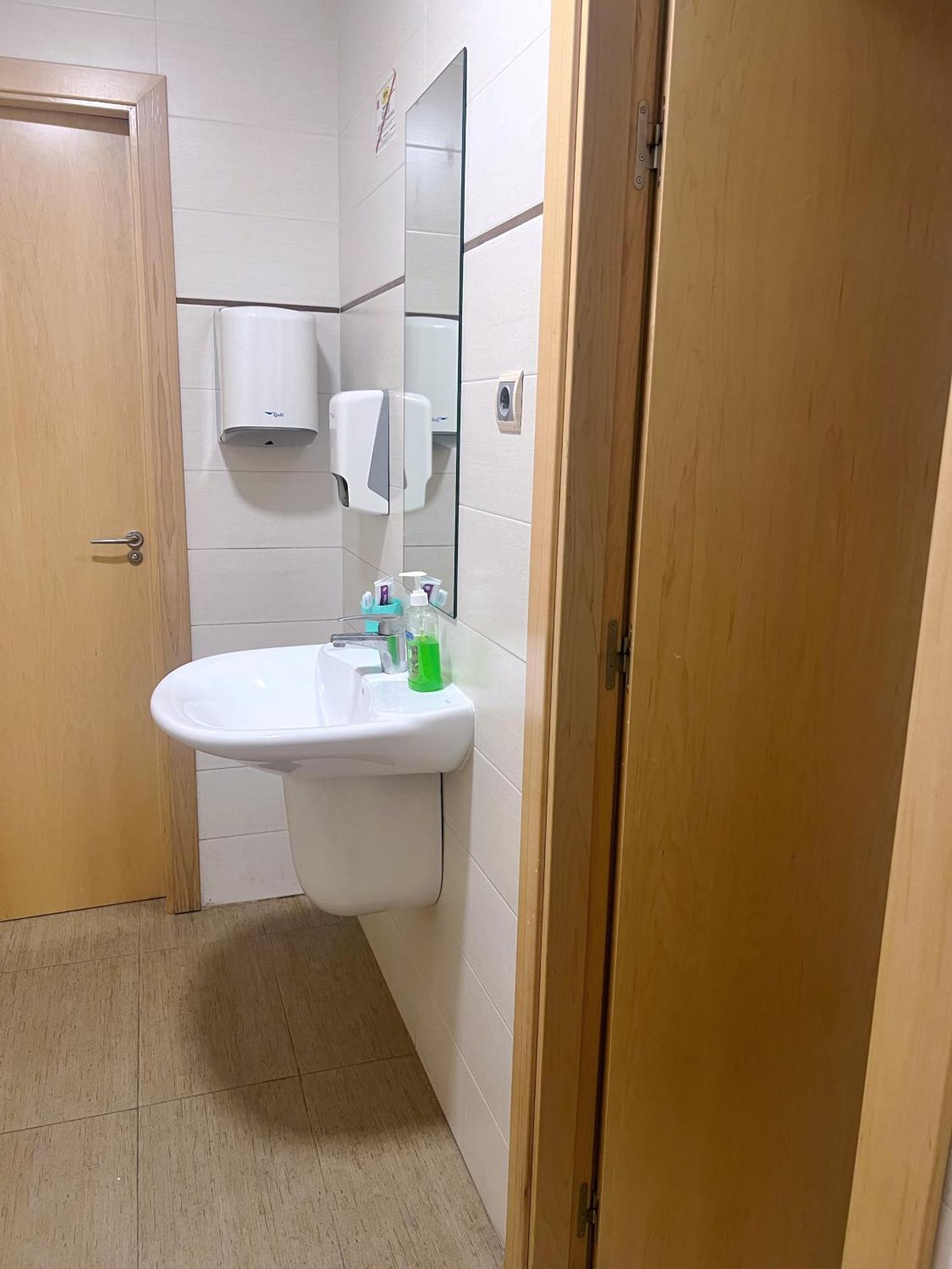 Hostel Acacias 马德里 外观 照片